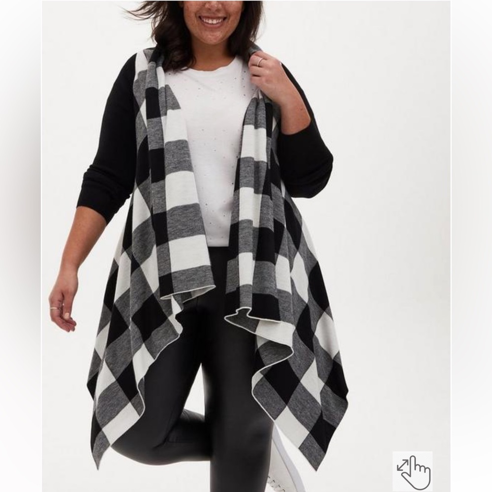 checkered front drape cardigan. 🖤 - Picture 2 of 5